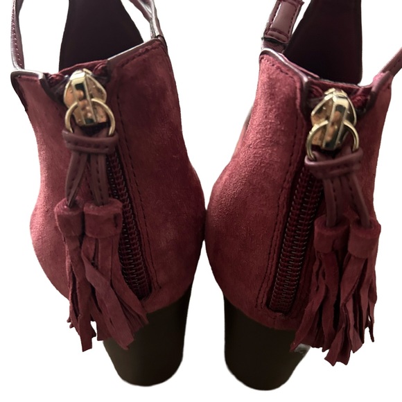 White House Black Market Burgundy Women's Peep-Toe Booties. Size 8 - Picture 5 of 6